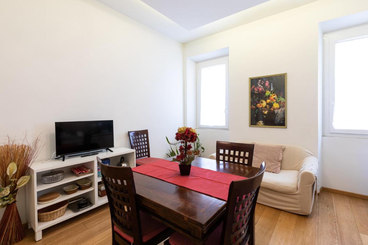 Trevi Rome Central House Bagian luar foto